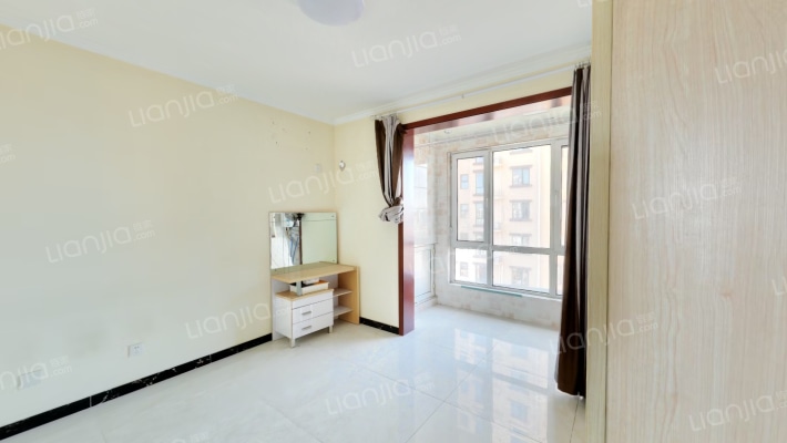 无遮挡，中间楼层，视野好，看房方便-卧室A