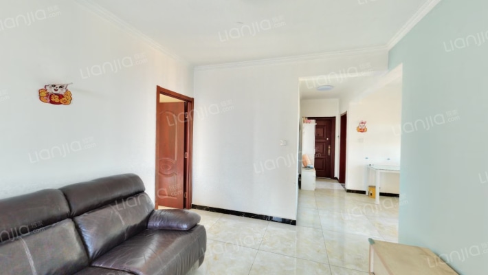 无遮挡，中间楼层，视野好，看房方便-客厅