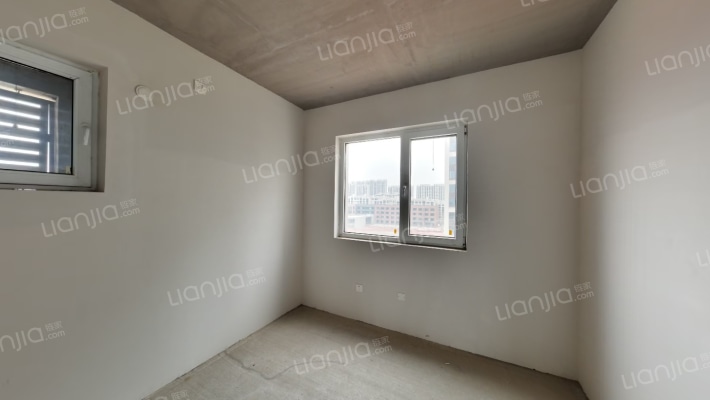 大社区 南北通透 三居室  有房本-卧室C