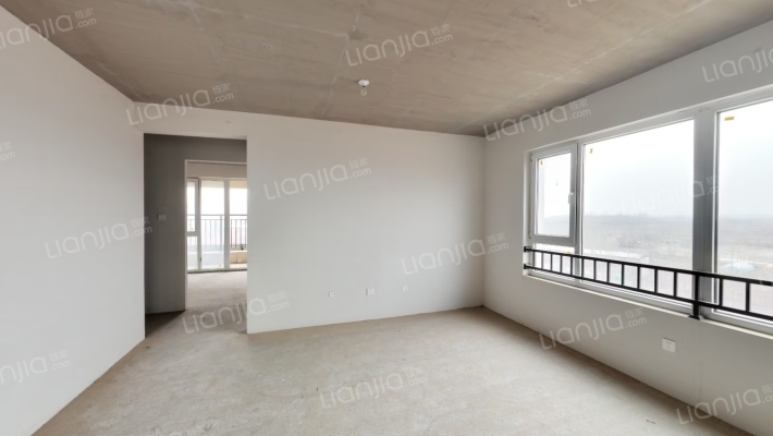 大社区 南北通透 三居室  有房本-客厅