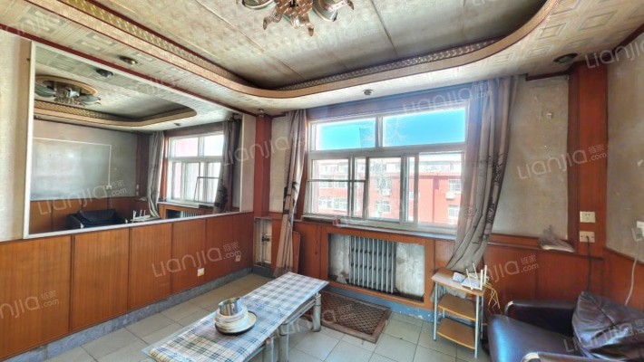 质检站小区 3室2厅 南 北-客厅