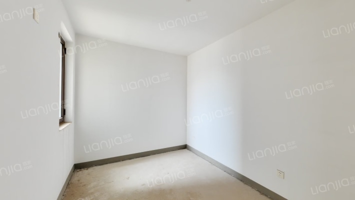 鸿坤理想湾南区 3室2厅 南-卧室C