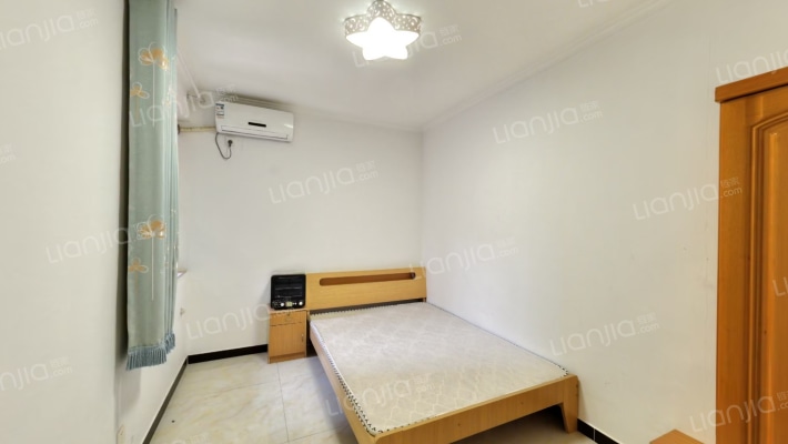 精装修 南向2居 高楼层 有本 小区西侧 看房方便-卧室A