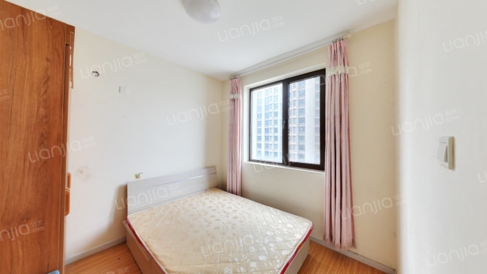 鸿坤理想湾 2居室 环境好 采光好 南北通透格局-卧室A