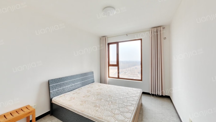 高铁新干线 2室1厅 南-卧室A