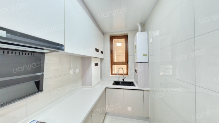 高铁新干线 2室2厅 南-厨房