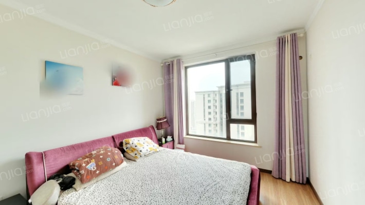 鸿坤理想湾南区 3室1厅 南 北-卧室C