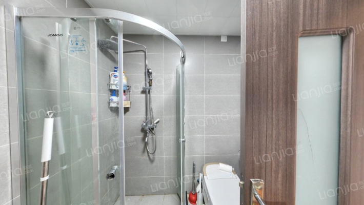 鸿坤理想湾南区 3室1厅 南 北-卫生间