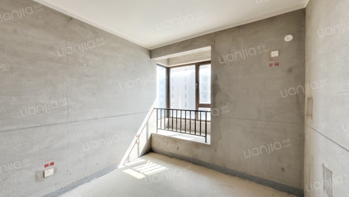 天伦湾 全阳2居 集中供暖 保利物业-卧室B