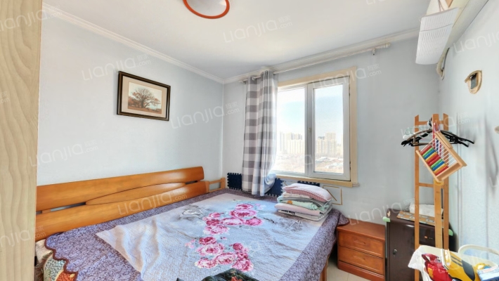 翔天万和城 南北通透三居 精装修自住 南北通透-卧室A