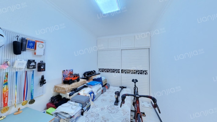 鸿盛凯旋门 1室1厅 南-卧室B