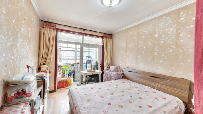 房本满二，正规两居室，中间楼层，采光好，带装修-卧室B