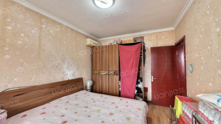 房本满二，正规两居室，中间楼层，采光好，带装修-卧室B