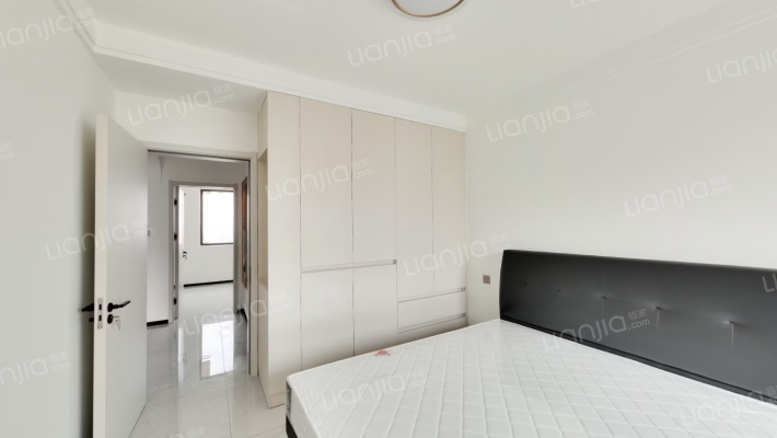 南北通透3居全明格局，百米楼间距。-卧室A