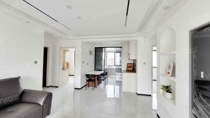 南北通透3居全明格局，百米楼间距。-客厅