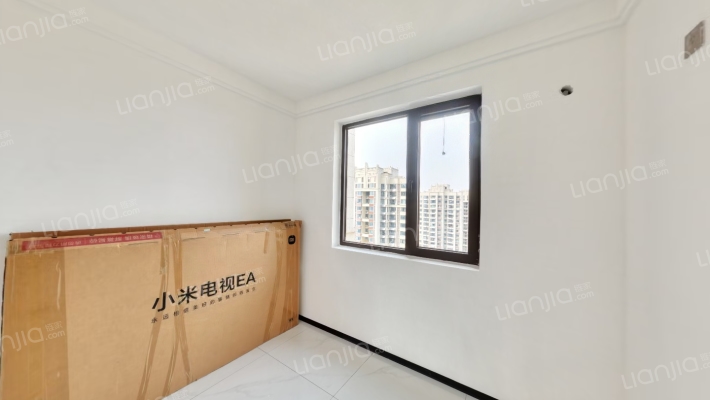 南北通透3居全明格局，百米楼间距。-卧室C