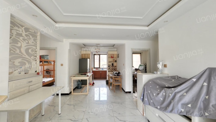 天伦湾一期样板间户型南北三居自住装修-客厅