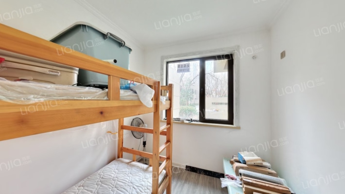 天伦湾一期样板间户型南北三居自住装修-卧室B