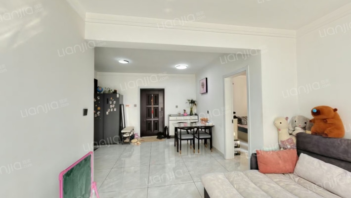 天伦湾馨园精装大两居，可拎包入住，满二税低-客厅