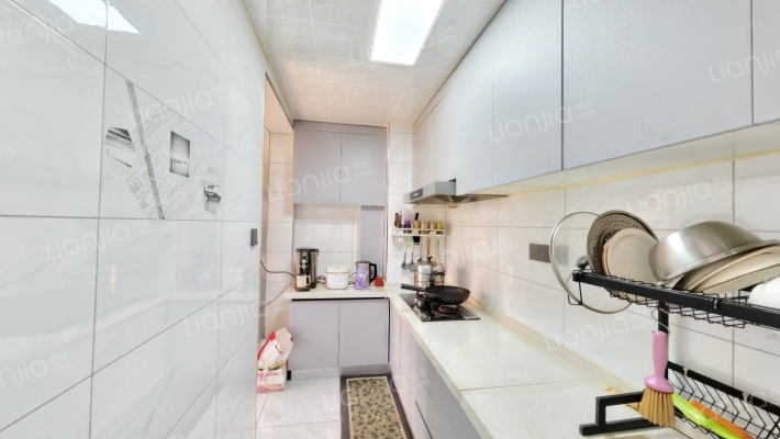 天伦湾馨园精装大两居，可拎包入住，满二税低-厨房