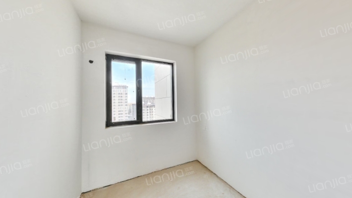 华远一期国企开发商，南北通透的双卫三居，宜居-卧室C