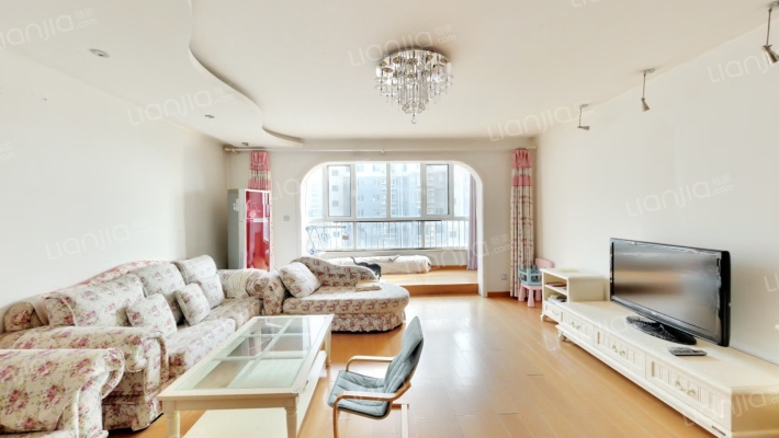 范阳路 电梯洋房 出门838 惠友八店 槐林菜市场-客厅B