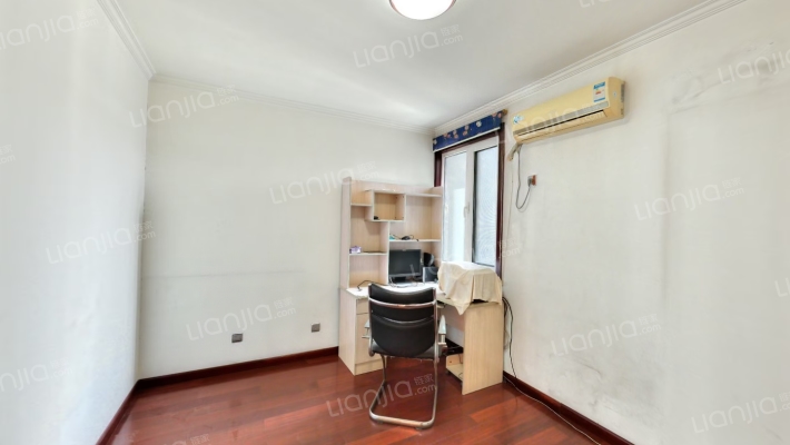 范阳路 电梯洋房 出门838 惠友八店 槐林菜市场-卧室B