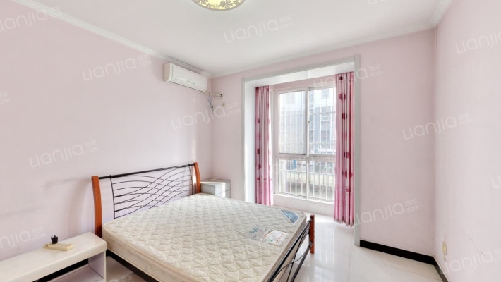 一层带小院，南北通透两居室，有装修，拎包入住-卧室A