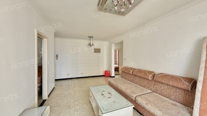 水岸花城，一线河景美宅，标准现房，即买即住-客厅