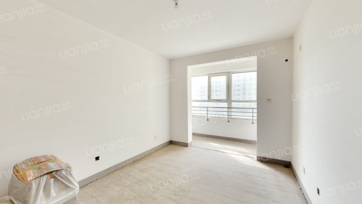 水岸花城，一线河景美宅，标准现房，即买即住-卧室A