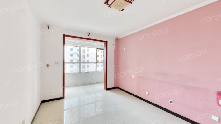 水岸花城，一线河景美宅，标准现房，即买即住-卧室A