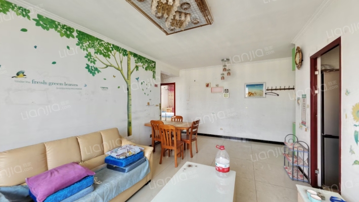 水岸花城 2室1厅 南 北-客厅