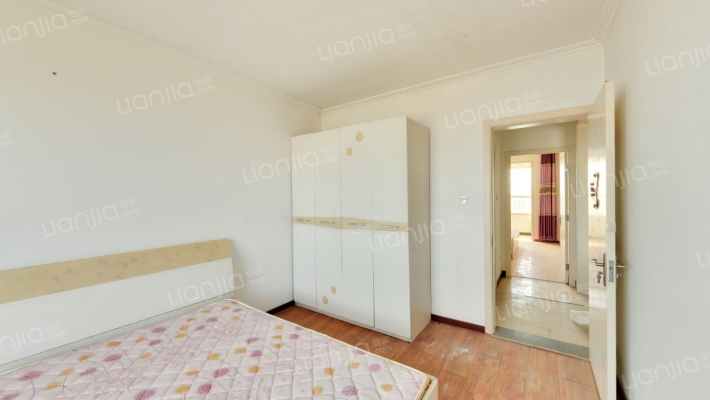 水岸花城 2室1厅 南 北-卧室A