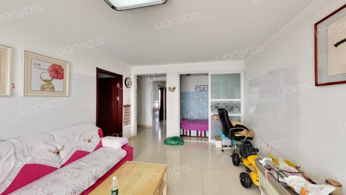 汇元尚品 3室2厅 南 北-客厅