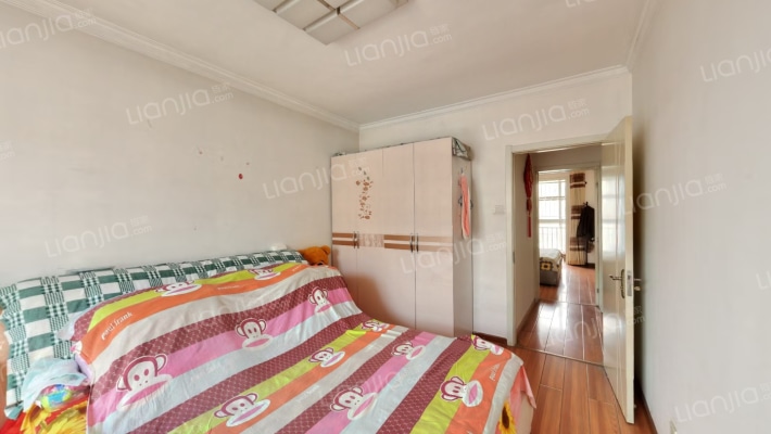 南北双通透户型 全天采光无遮挡，明厨明卫-卧室B