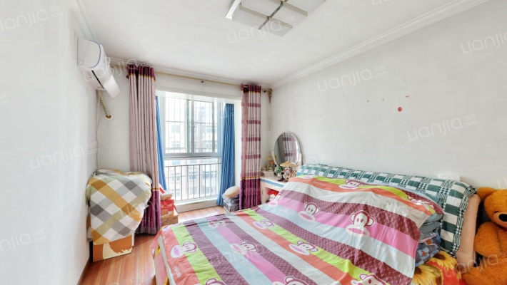 南北双通透户型 全天采光无遮挡，明厨明卫-卧室B