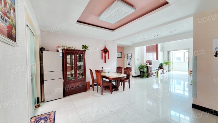 燕赵花园 4室2厅 南 北-餐厅