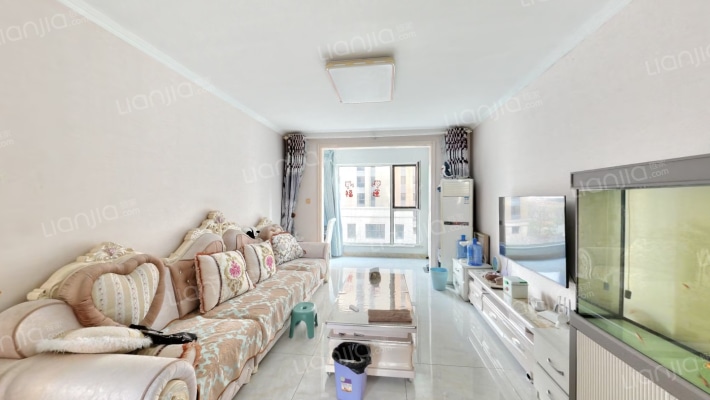 K2狮子城北区 3室2厅 南 北-客厅