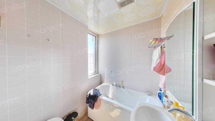 鹏渤印象城牛津花园 3室2厅 北 南-卫生间