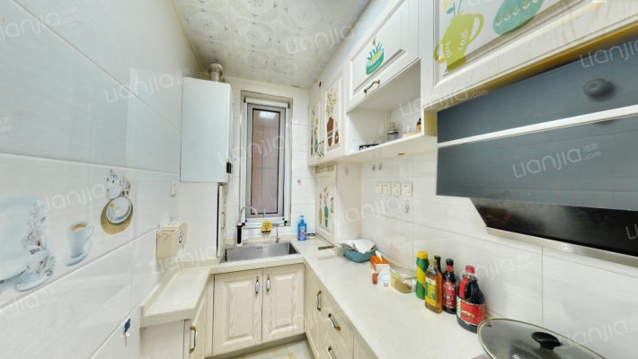 狮子城精装两居。税费低，小区配套齐全-厨房