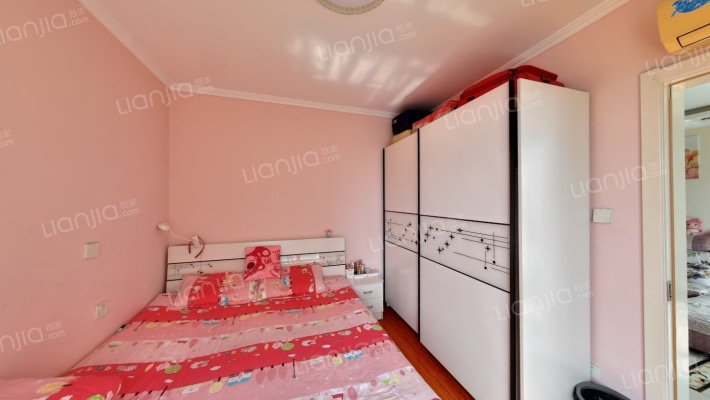 店长推荐，涿州东站鸿坤理想湾南向全阳三居室拎包入住-卧室A