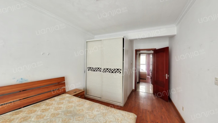 花园洋房社区  一梯两户 南北通透格局好-卧室C