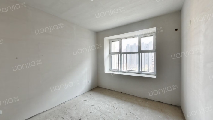 印象城，大社区，南北通透，双明卫大三居，中间楼层-卧室A