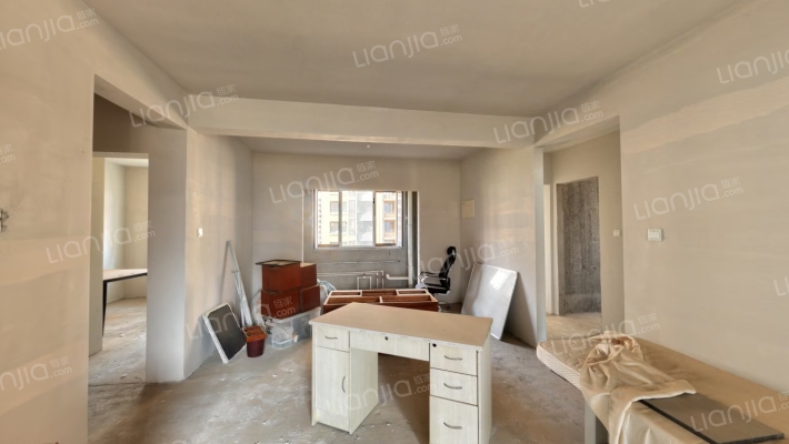 印象城，大社区，南北通透，双明卫大三居，中间楼层-客厅