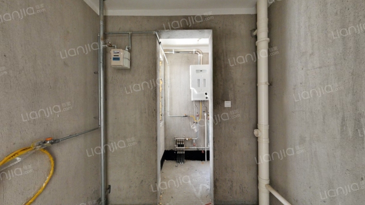 华融现代城 3室1厅 南 北-厨房