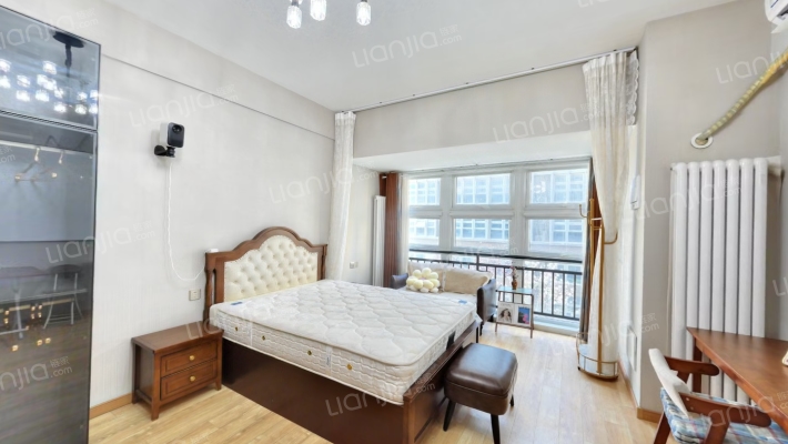 万科城际之光 1室1厅 西-卧室