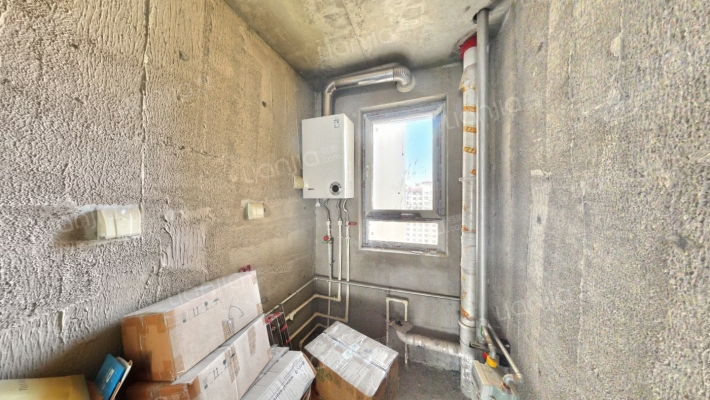 本房子格局不错 南北通透的三居室 全天采光无遮挡-厨房