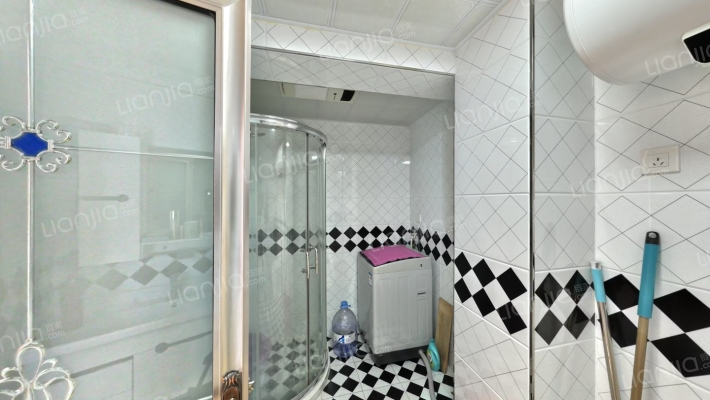 鸿盛凯旋门 2室2厅 南 北-卫生间