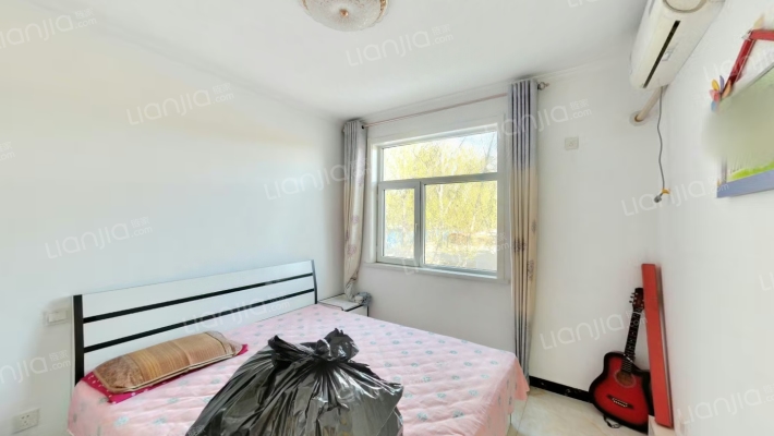 鸿盛凯旋门 2室2厅 南 北-卧室B