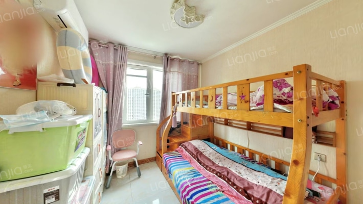 K2狮子城南区 3室1厅 南 北-卧室B